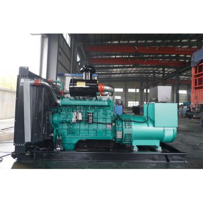 200kw乾能柴油發(fā)電機(jī)組-乾能6缸柴油機(jī)G128ZLD柴油發(fā)電機(jī)組,缸徑/行程：135/150mm,柴油發(fā)電機(jī)組水冷發(fā)動(dòng)機(jī)功率206KW,柴油發(fā)電機(jī)組配套馬拉松斯坦福發(fā)電機(jī)。廠價(jià)直銷歡迎選購(gòu)：13773399855。