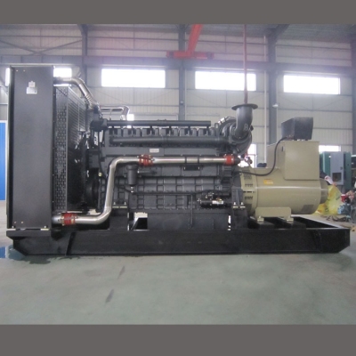 700kw上柴動力柴油發電機組-上柴股份6缸柴油機6KTAA25-G32柴油發電機組,缸徑/行程：170/185mm,柴油發電機組水冷發動機功率754KW,柴油發電機組配套馬拉松斯坦福發電機。廠價直銷歡迎選購：13773399855。