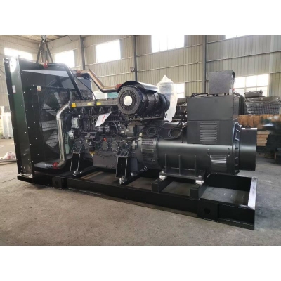 900kw上柴股份柴油發電機組-上柴動力6缸柴油機6KTAA25-G320柴油發電機組,缸徑/行程：170/185mm,柴油發電機組水冷發動機功率902KW,柴油發電機組配套馬拉松斯坦福發電機。廠價直銷歡迎選購：13773399855。